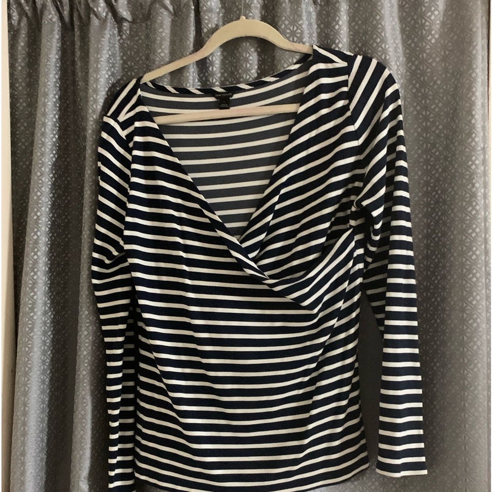 ANN TAYLOR top super comfortable